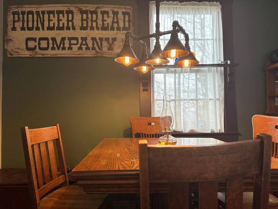 1867 Gothic Vandeventer Home سان جوزيف المظهر الخارجي الصورة